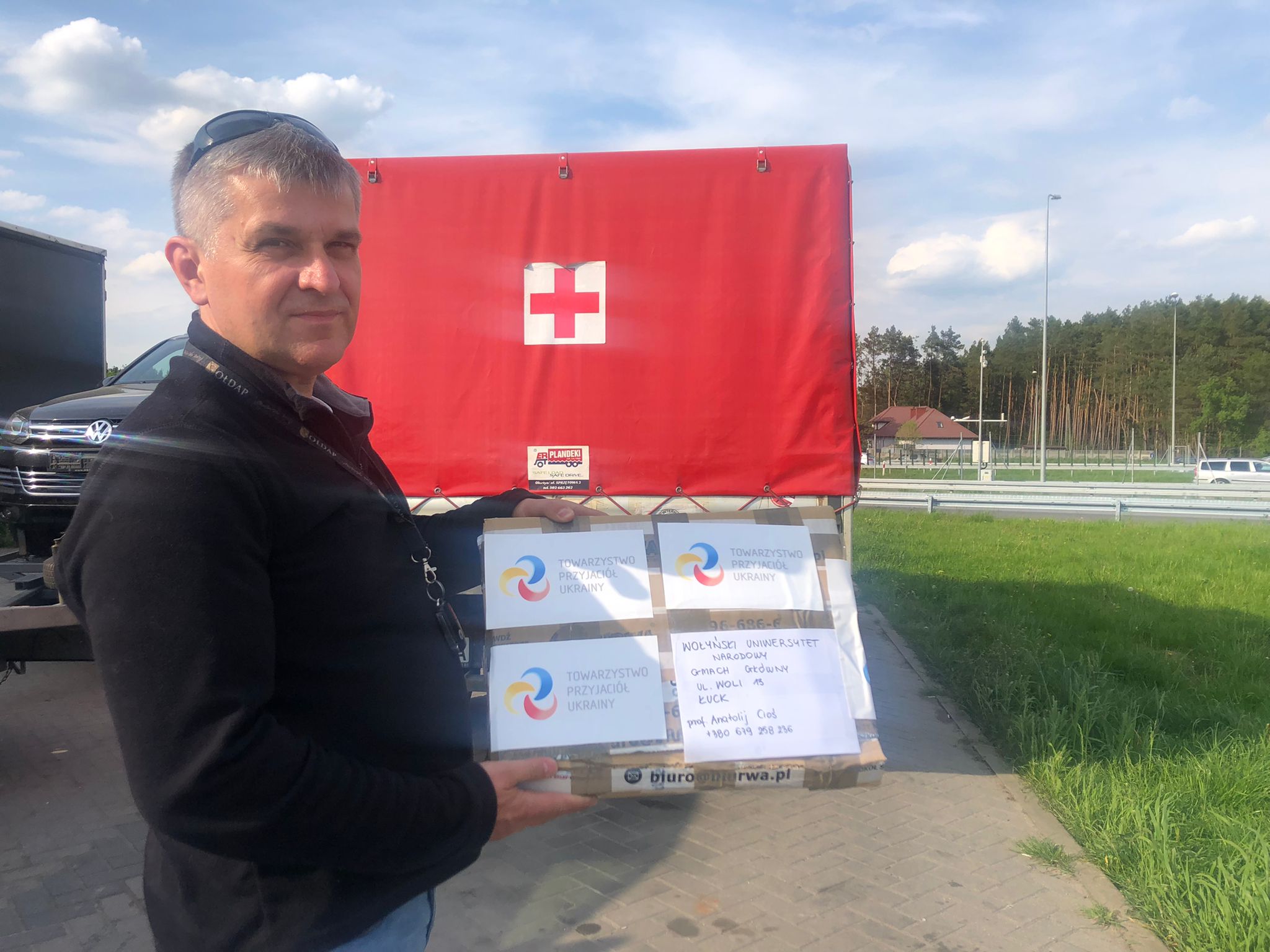 Przekazanie przesyłki do Łucka przez TPU